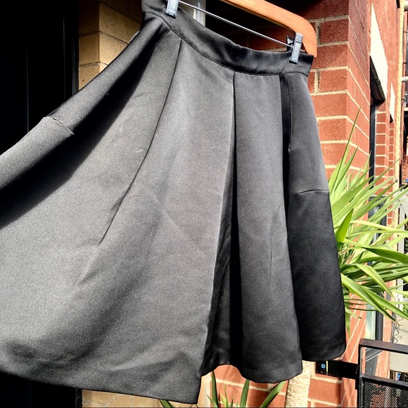 Jupe noire impériale - Picture 3 of 3